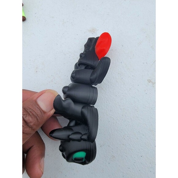 3D Printed Toothless - Picture 2 of 3